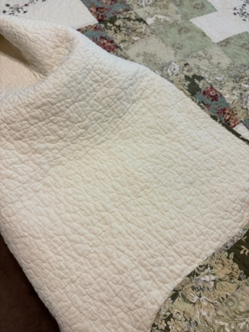 Queen quilt set